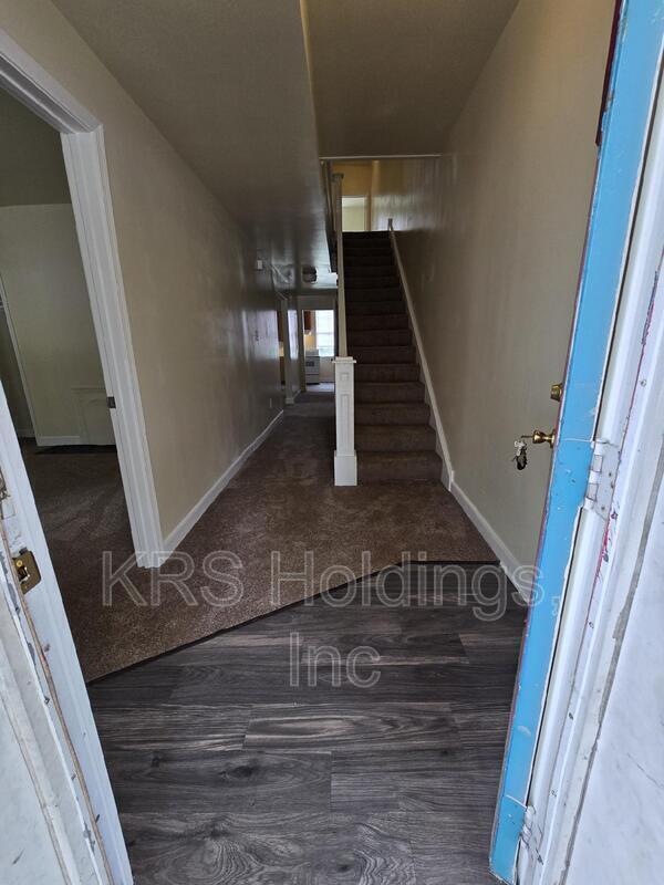 Building Photo - 302 E Wythe St