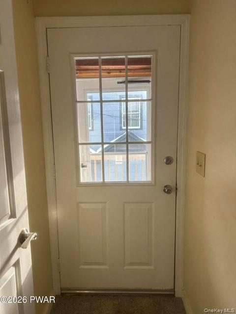 Foto del edificio - 100 Richardson Ave