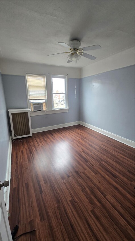 Building Photo - 68-33 79th St