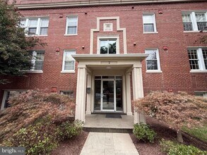 Building Photo - 401 Commonwealth Ave