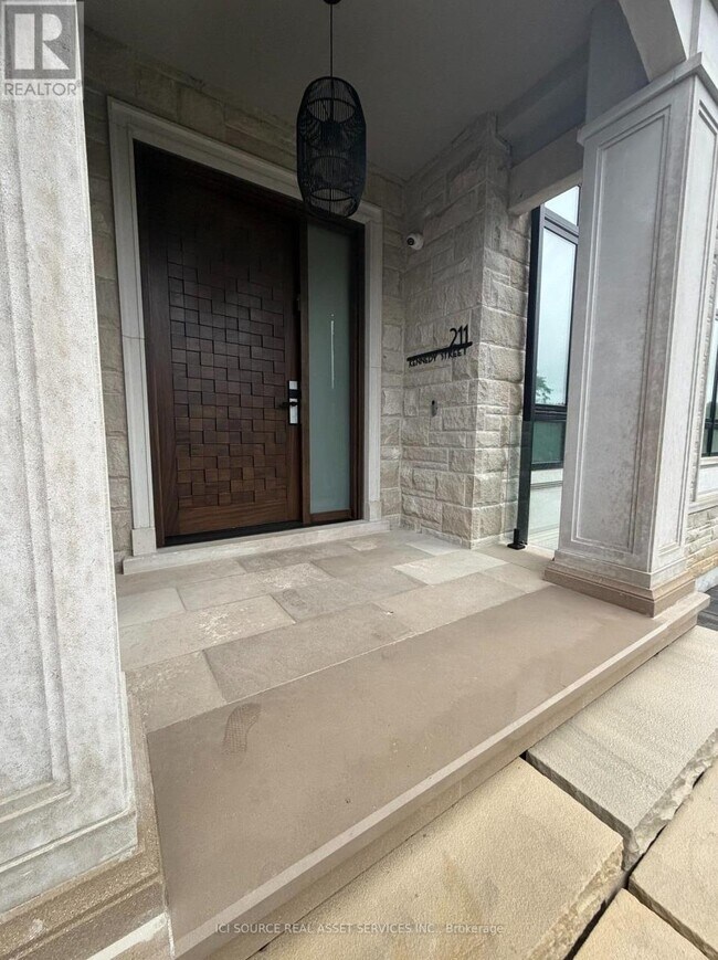 Photo du bâtiment - 211 Kennedy St W