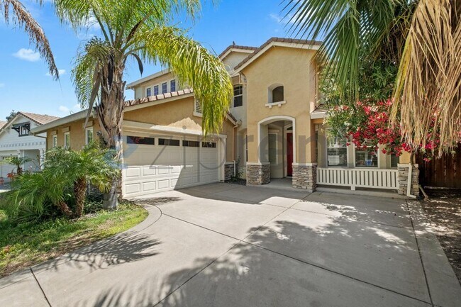 Foto del edificio - 338 Roundhill Dr