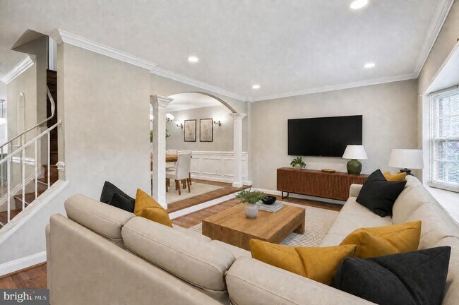 Foto del edificio - 8251 Clifton Farm Ct