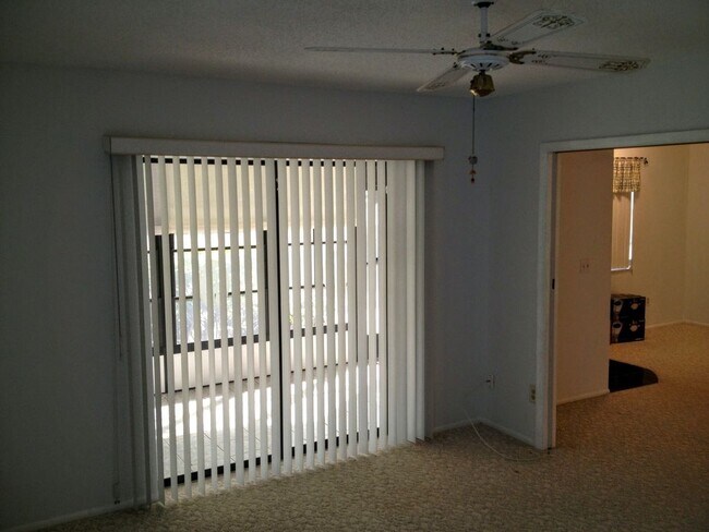 Foto del edificio - 4249 66th St Cir W