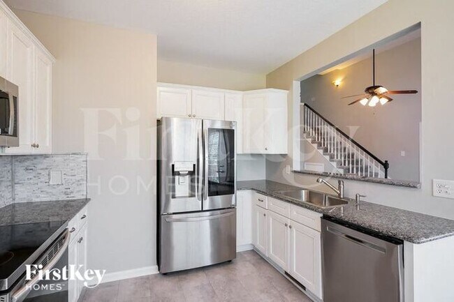 Building Photo - 1237 Fossil Dr