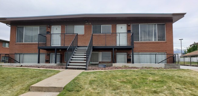 Building Photo - 5856 S 2000 W