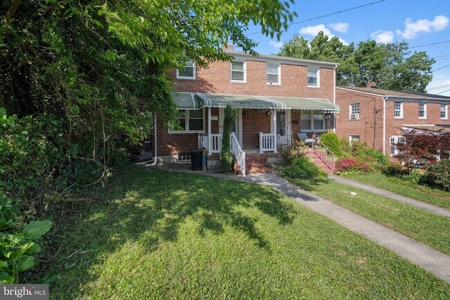 Building Photo - 2802 Topaz Rd