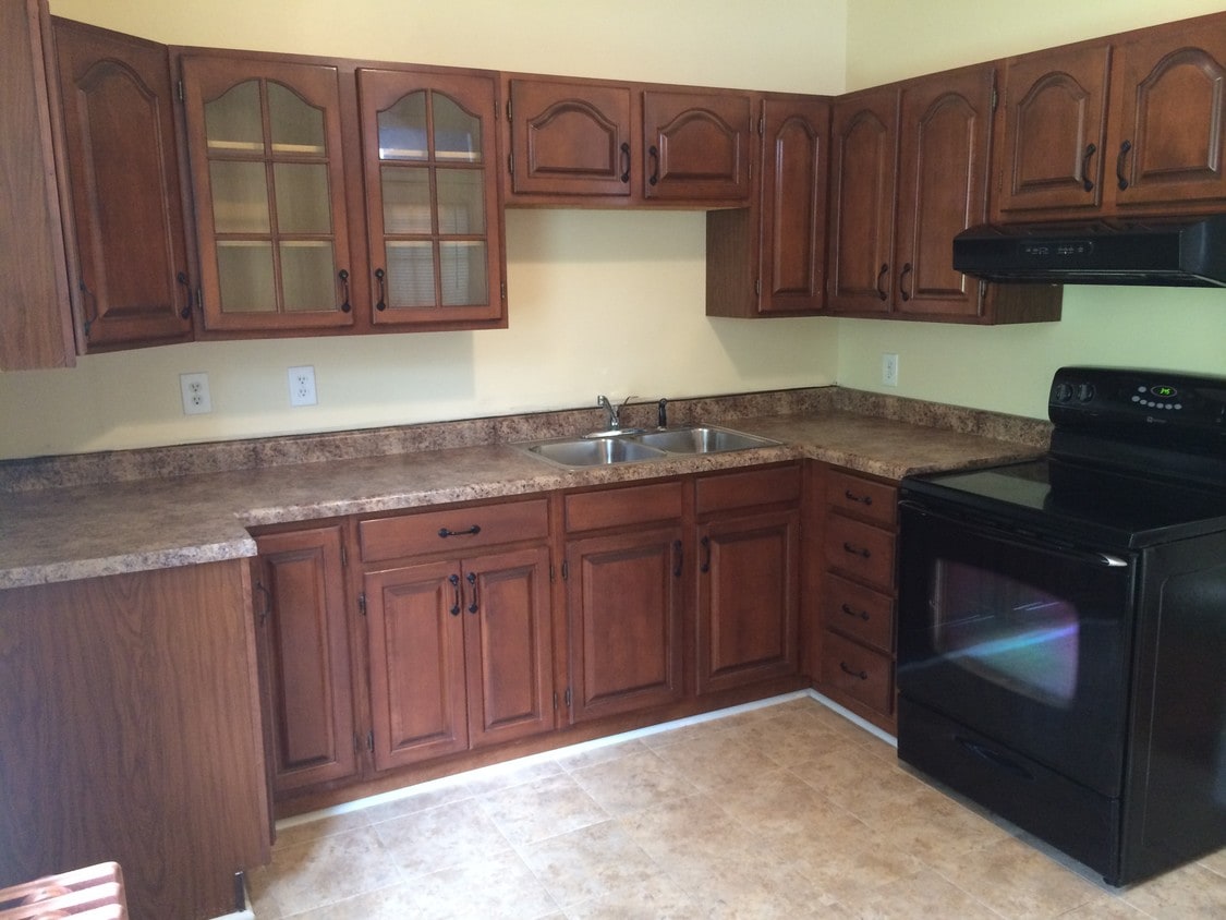 Kitchen - 628 5th Ave