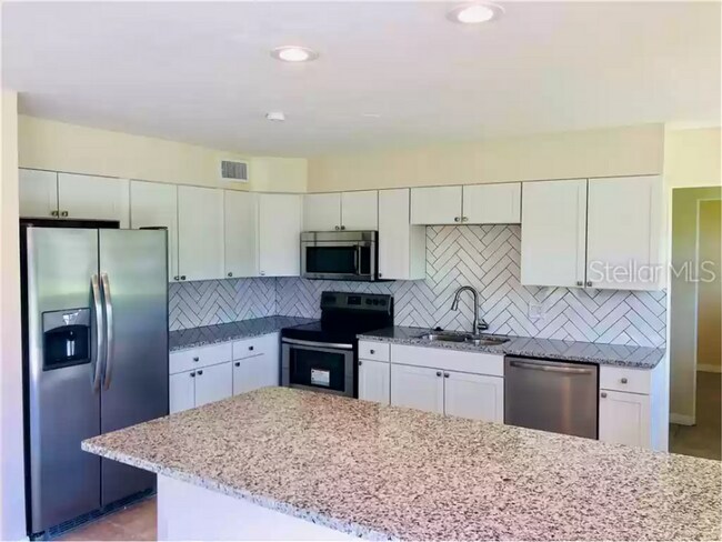 Foto del edificio - $1,895 ** AVAIL 6/7/25 ** 3 Bed / 2 Bath S...
