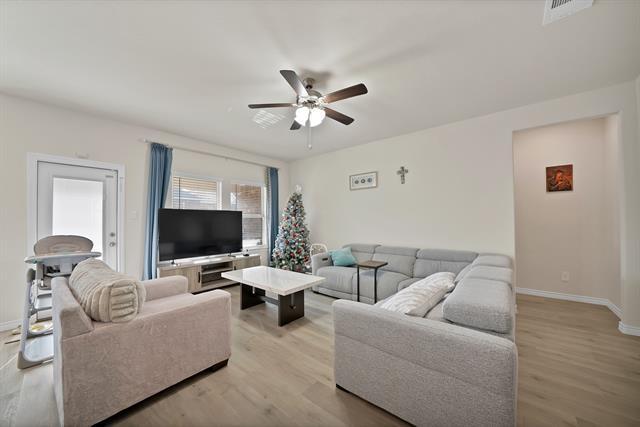 Foto del edificio - 10108 Sunnyview Ln