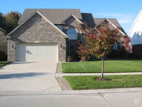 Building Photo - 19897 Mapleton Dr