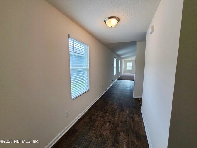 Building Photo - 8387 Cape Fox Dr
