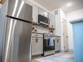 The Daysailer II: 1BR, 1BA- Kitchen - The Waters at Freeport
