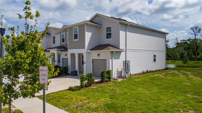 Foto del edificio - 7576 Stone Crk Trl