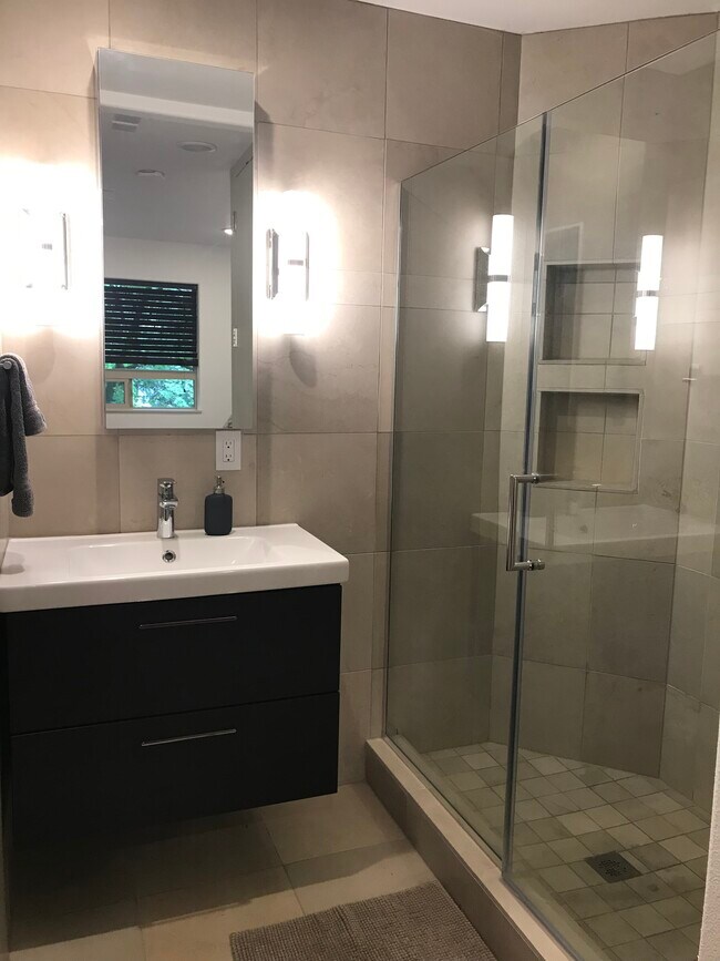 Foto del edificio - 613 SW Arboretum Cir