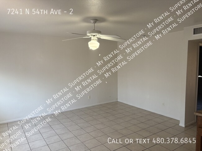 Foto del edificio - 7241 N 54th Ave