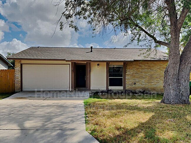 Building Photo - 9806 N Meadow St