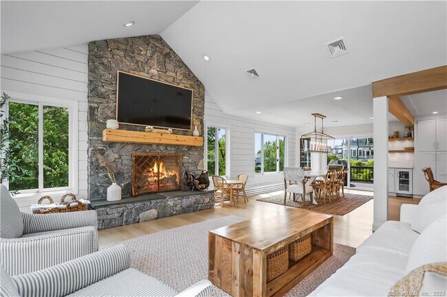 Foto del edificio - 660 Penfield Rd