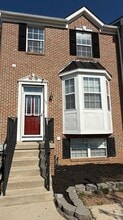 Building Photo - 107 Stoneshire Dr