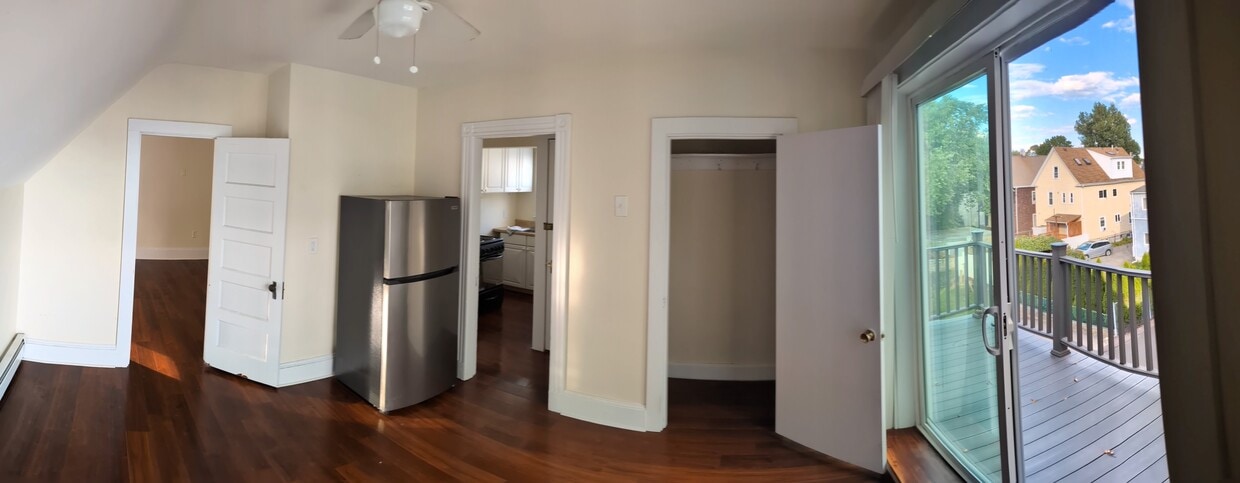Primary Photo - 76 Cameron Ave
