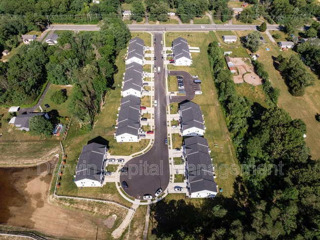 Building Photo - 385 N Tuckahoe Rd