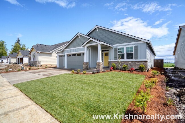 Building Photo - *New Single Level 4BD*, 2BA* Single Family...