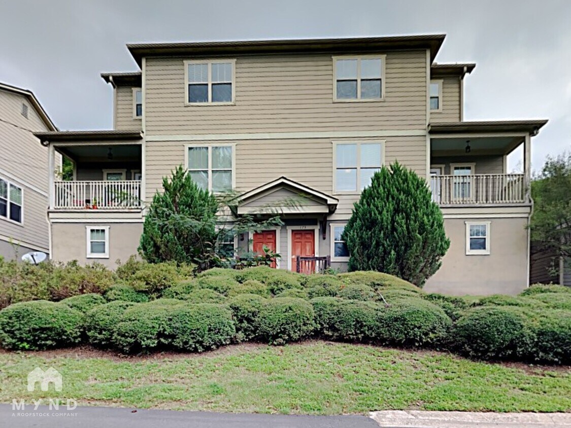 Primary Photo - 173 Herring St