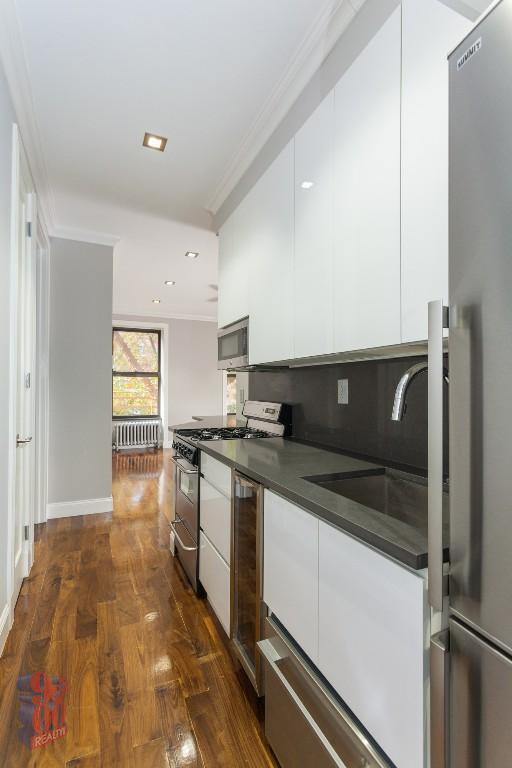 Foto del edificio - 329 E 58th St