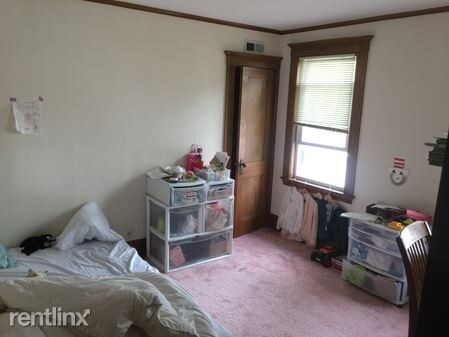 Building Photo - 3 br, 2 bath Apartment - 15 Harris St