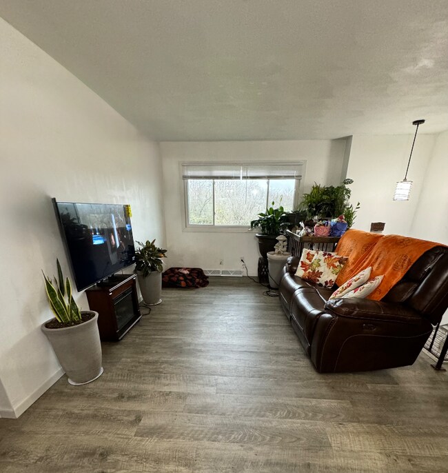 Foto del edificio - 1802 Martin St