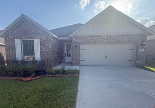 Building Photo - 15761 Bayberry Trce Dr