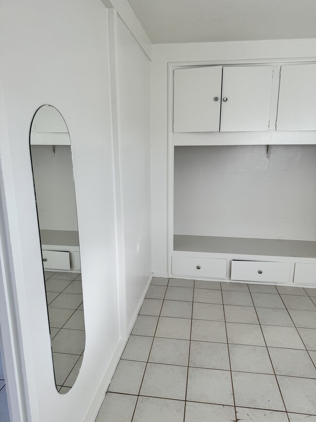 Bedroom - 59 Chorro St