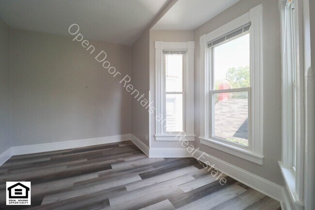 Foto del edificio - 340 W Dewald St