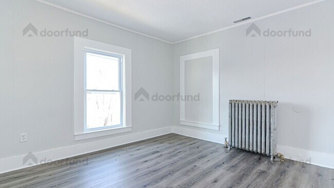 Foto del edificio - 11 Pleasant St