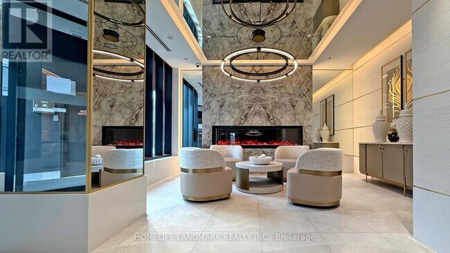 Photo du bâtiment - 5858 Yonge St