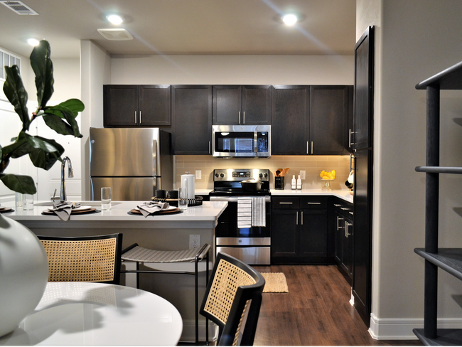 Star Park Las Colinas Apartments Irving Tx Apartments Com