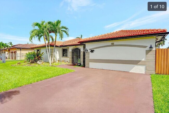 Foto del edificio - 13203 SW 205th Ln