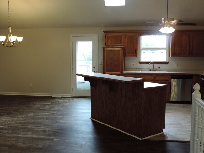 Foto del edificio - short term lease available