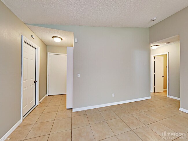 Building Photo - 1534 Thistledown Dr