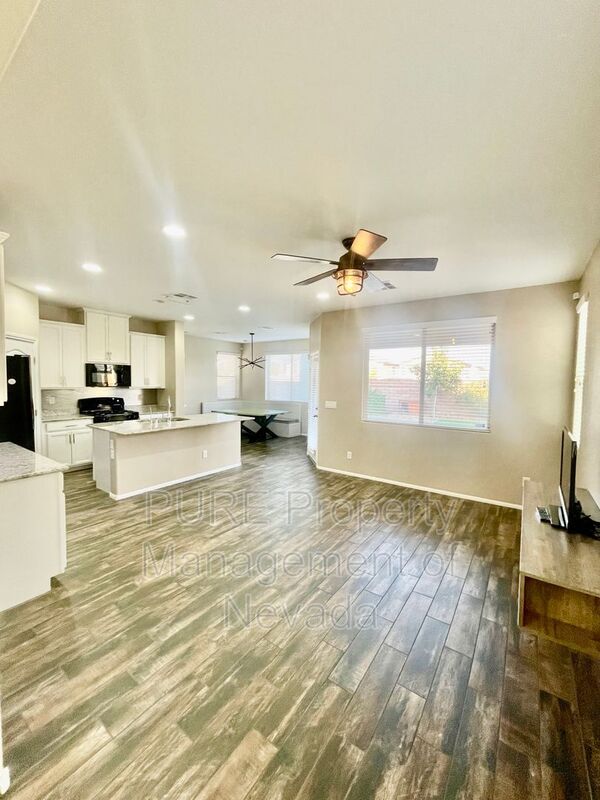 Primary Photo - 7584 Eastham Bay Ave