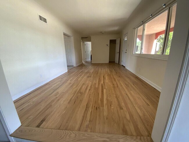 Foto del edificio - 5405 Granite Ave NE