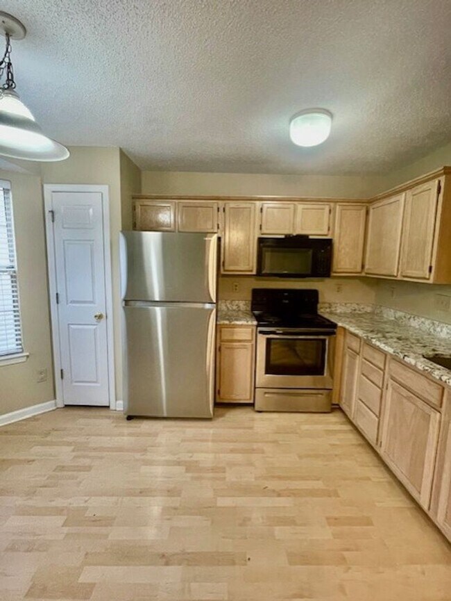 Foto del edificio - 12511 Agate Ln