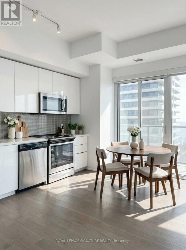 Photo du bâtiment - 30 Shore Breeze Dr