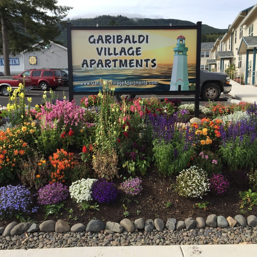 Primary Photo - 108 Garibaldi Ave