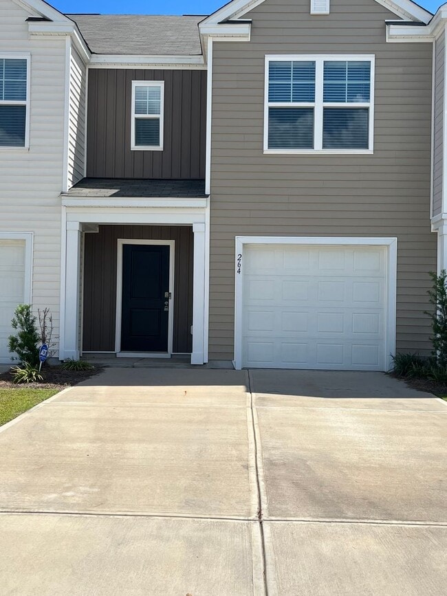 Building Photo - 264 Blue Haw Dr