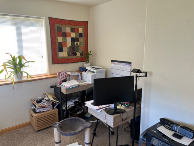 Foto del edificio - 6 L F Baum Rd