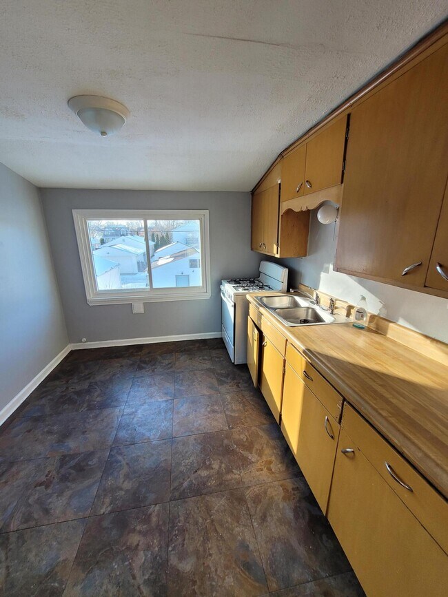 Foto del edificio - 6183 N 38th St