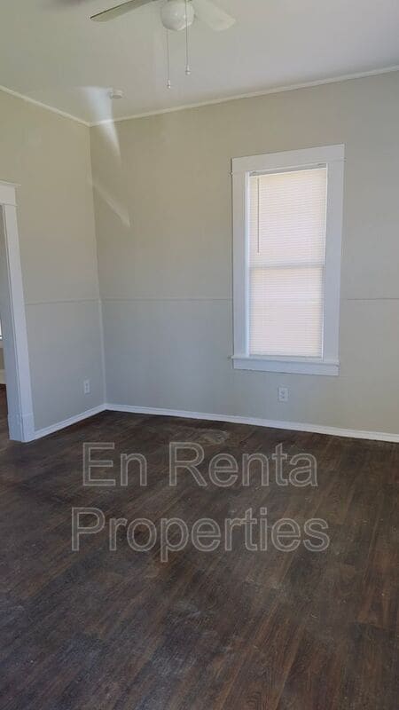 Foto del edificio - 1217 Clinton Ave