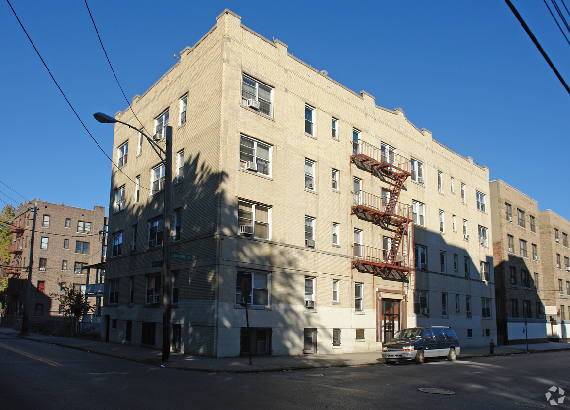 Primary Photo - 155 Livingston Ave