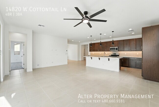 Foto del edificio - 14820 W Cottontail Ln
